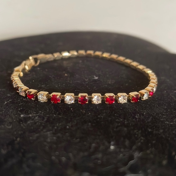 7.5” gold plated tennis bracelet with 38 prong set red and clear crystals - Picture 1 of 15